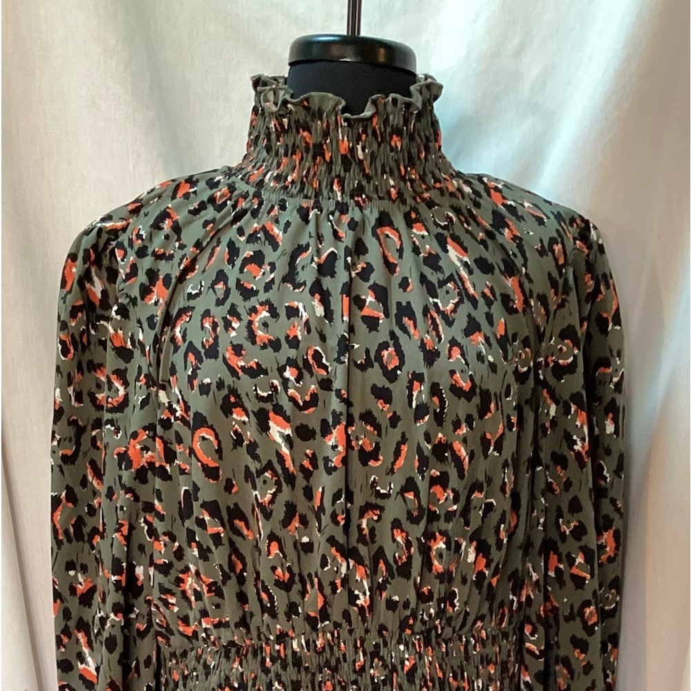 NWOT Shein Gray & Coral animal print, mock neck empire waist dress plus size 3XL